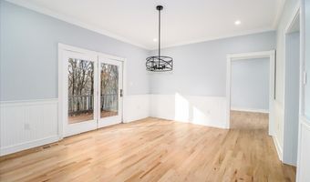 193 Chestnut Ridge Rd, Bethel, CT 06801