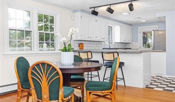 112 Edgewood Blvd, Cranston, RI 02905