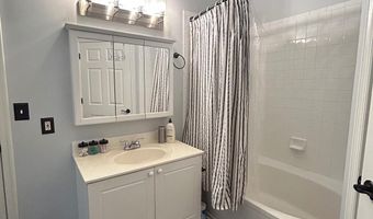 4561 STRUTFIELD Ln 3413, Alexandria, VA 22311
