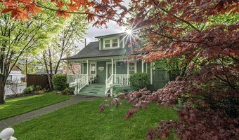 144 N 2nd St, Ashland, OR 97520