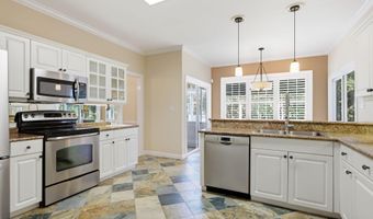 104 Talford Dr, Atlantic Beach, NC 28512