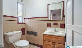 2829 W Gordon St, Allentown, PA 18104