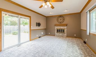 809 SE Sherman Dr, Ankeny, IA 50021