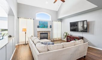 6404 Skyline Dr, The Colony, TX 75056