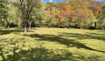 651 Kiefer Creek Rd, Ballwin, MO 63021