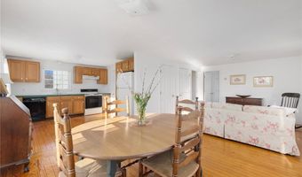 110 HOUSTON Ave, Narragansett, RI 02882