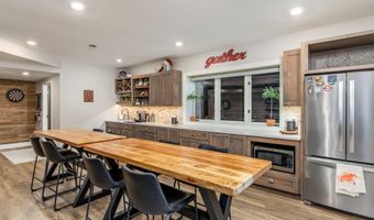 3728 Bridgeport Dr, Ames, IA 50010