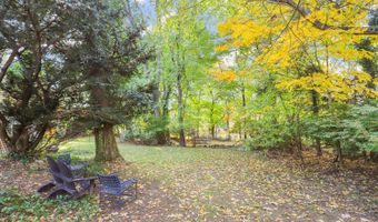 47 Hollow Tree Ridge Rd, Darien, CT 06820