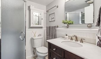 45204 N DeMoss Rd, Benton City, WA 99320