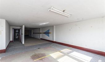318 N Broadway St, Abilene, KS 67410