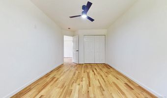 55 B Moulthrop St, Ansonia, CT 06401