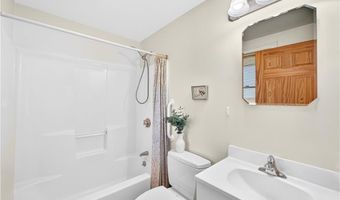 63 Teed Ave, Barrington, RI 02806
