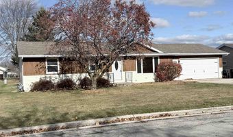 1517 NAVARINO St, Algoma, WI 54201