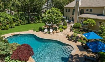19 Cassandra Ln, North Kingstown, RI 02852