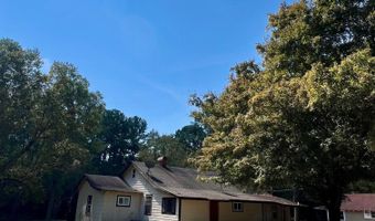 3067 Sr 18, West Point, GA 31833
