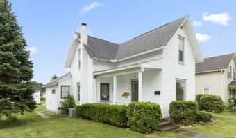 719 E 7th St, Auburn, IN 46706