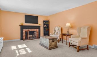 3 Russell Rd, Acton, MA 01720