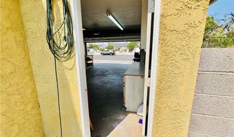 421 Courtney Ln, Las Vegas, NV 89107