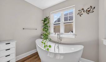6416 Tisdale Ter, Bethesda, MD 20817