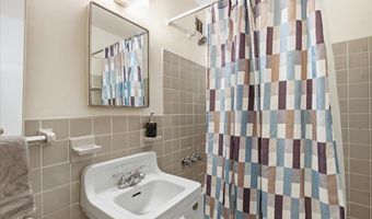 1111 ARLINGTON Blvd 801, Arlington, VA 22209