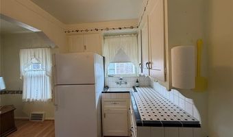 15617 Thomas Ave, Allen Park, MI 48101