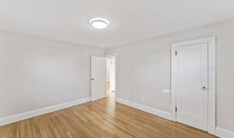 11 Roger Ave, Danbury, CT 06810