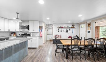 8 Billy Hill Rd, Beaufort, SC 29906