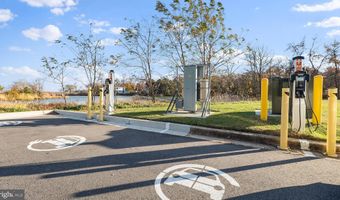 2106 CHESAPEAKE HARBOUR Dr 202, Annapolis, MD 21403