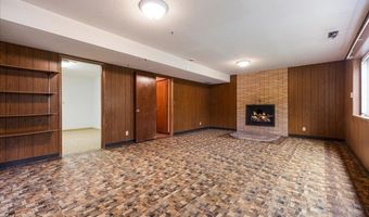 886 LINN Ave, Oregon City, OR 97045