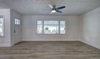 4749 COX, Acworth, GA 30101