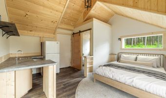 527 Aspen Dr, Bonners Ferry, ID 83805