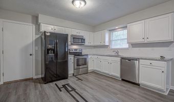 322 Whippoorwill Dr, Batesville, IN 47006