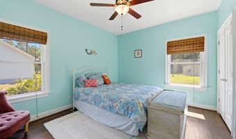 60 Hathcock Rd, Apalachicola, FL 32320