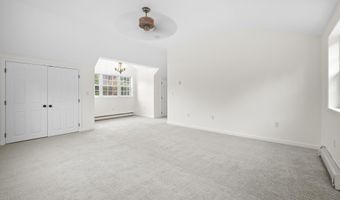 18 Shannon Way, Brentwood, NH 03833