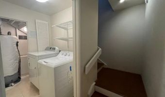 1487 Hiikala Pl 28, Honolulu, HI 96816