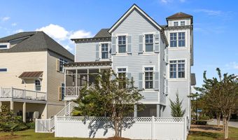 101 Bay Ridge Dr, Atlantic Beach, NC 28512