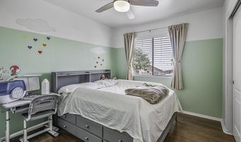 5976 W KESLER Ln, Chandler, AZ 85226