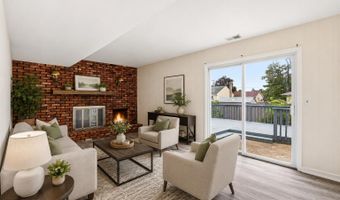 853 Neptune Ave, Beachwood, NJ 08722