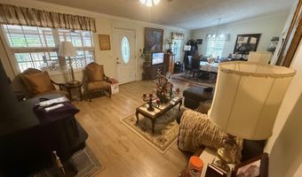 2249 PINE Rdg, Adamsville, TN 38310