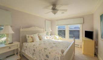 420 Nelson Ave, Beach Haven, NJ 08008