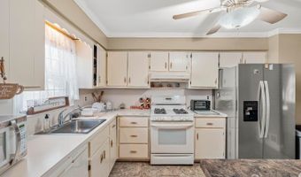 14 E Coddington Ave E, Avenel, NJ 07001