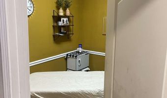 957 M L King Jr Dr NW, Atlanta, GA 30314