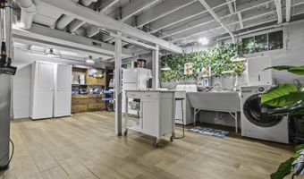 2509 W Liberty St, Ann Arbor, MI 48103