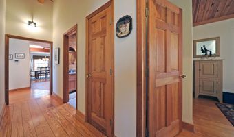 55 Mallard Dr, Becket, MA 01223