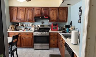 658 E Lakefront Cir 658, Absecon, NJ 08205