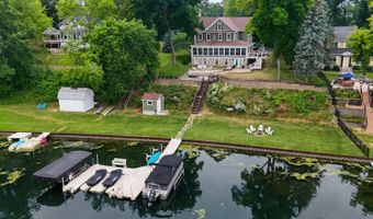 42037 N Old Lake Ave, Antioch, IL 60002