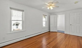30 Catherine St 3, Bristol, RI 02809
