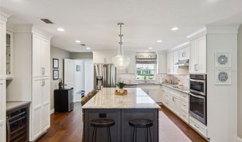 1609 MAJESTIC OAK Dr, Apopka, FL 32712