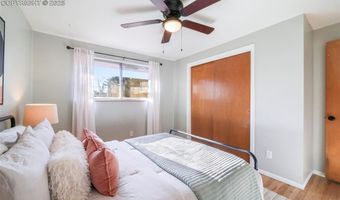 870 Hemlock Way, Broomfield, CO 80020