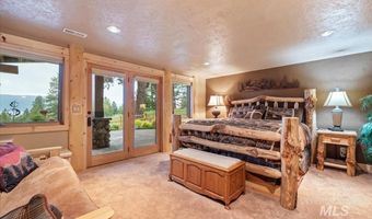 1533 Pine Lakes Ranch Dr, Cascade, ID 83611